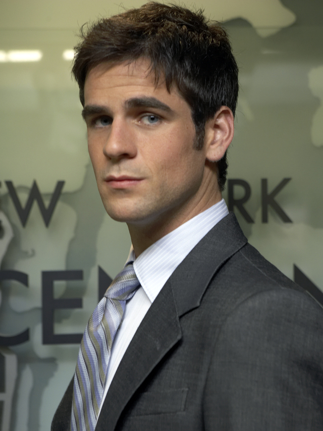 Eddie Cahill als Det. Donald Flack, Jr. in CSI: New York